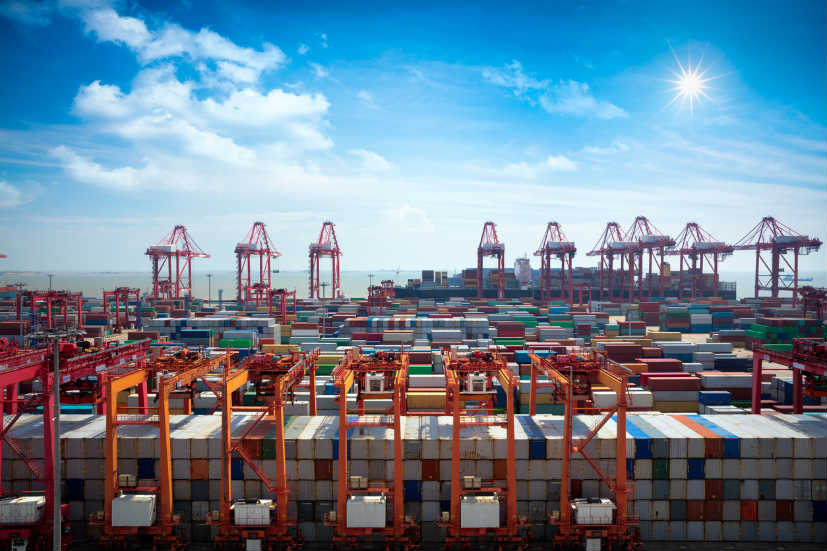 China ports cargo throughput grows