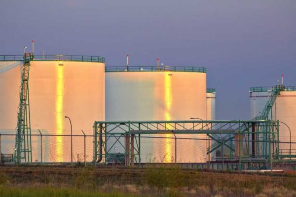 Saudi Arabia-Russia agree to slash oil output and end the oil price war