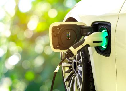 IF Insights: Plug-in hybrid momentum propels automakers toward EV flexibility