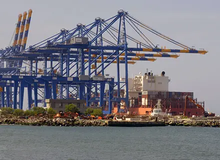 IFM_Ports and Shipping